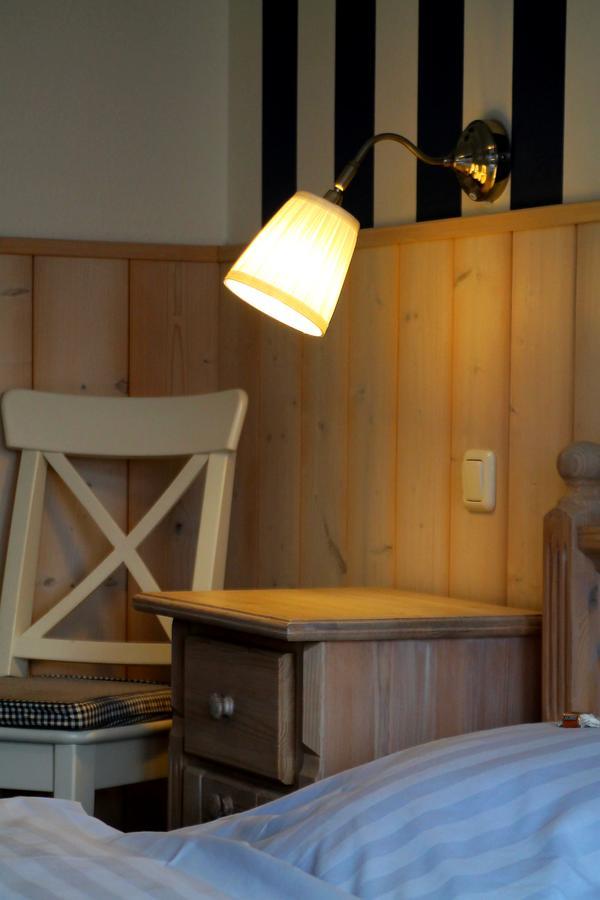 Karstens Gasthof Nordhastedt Extérieur photo